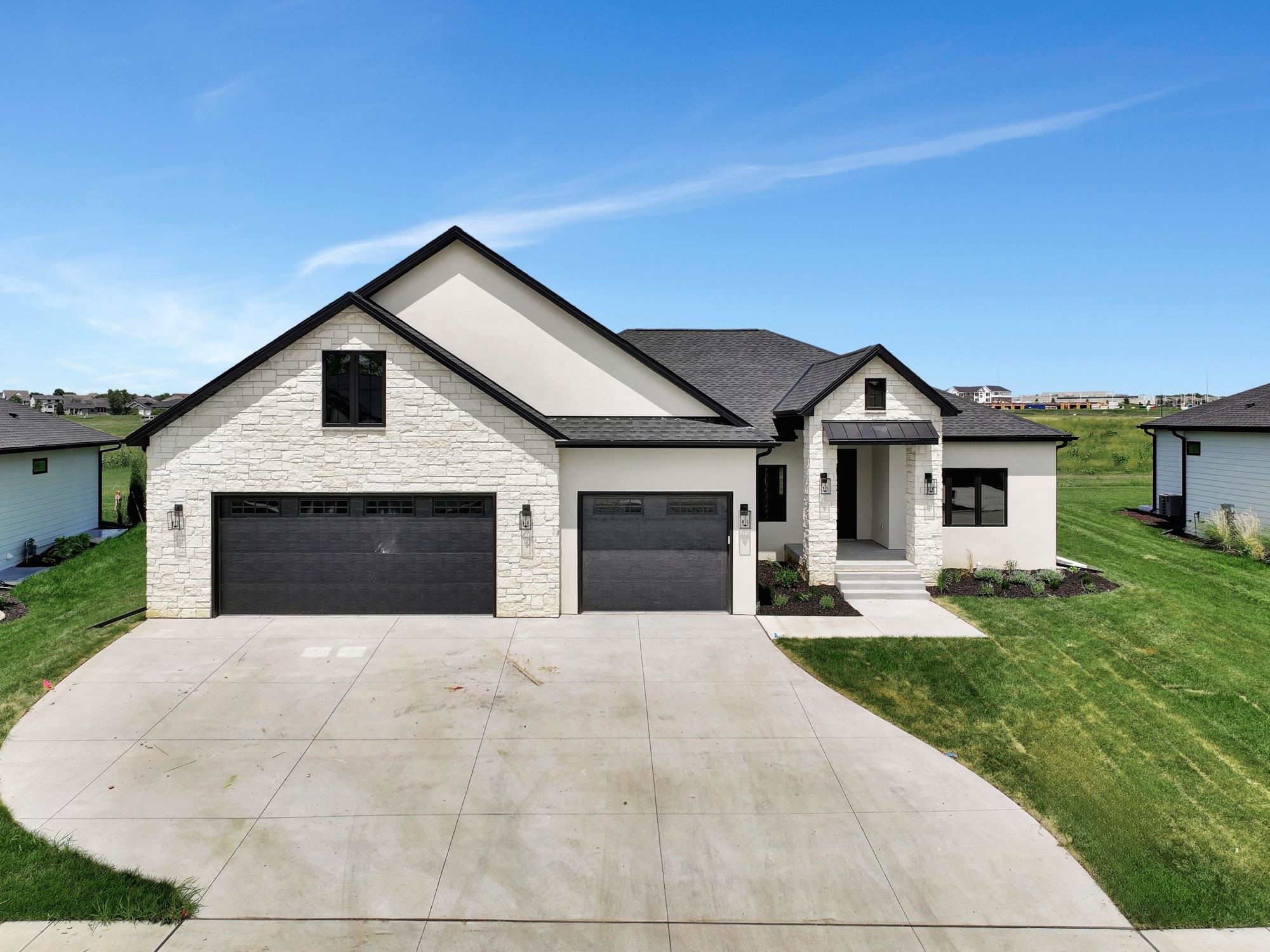 3600 Tree Line Drive  Lincoln NE 68516 photo