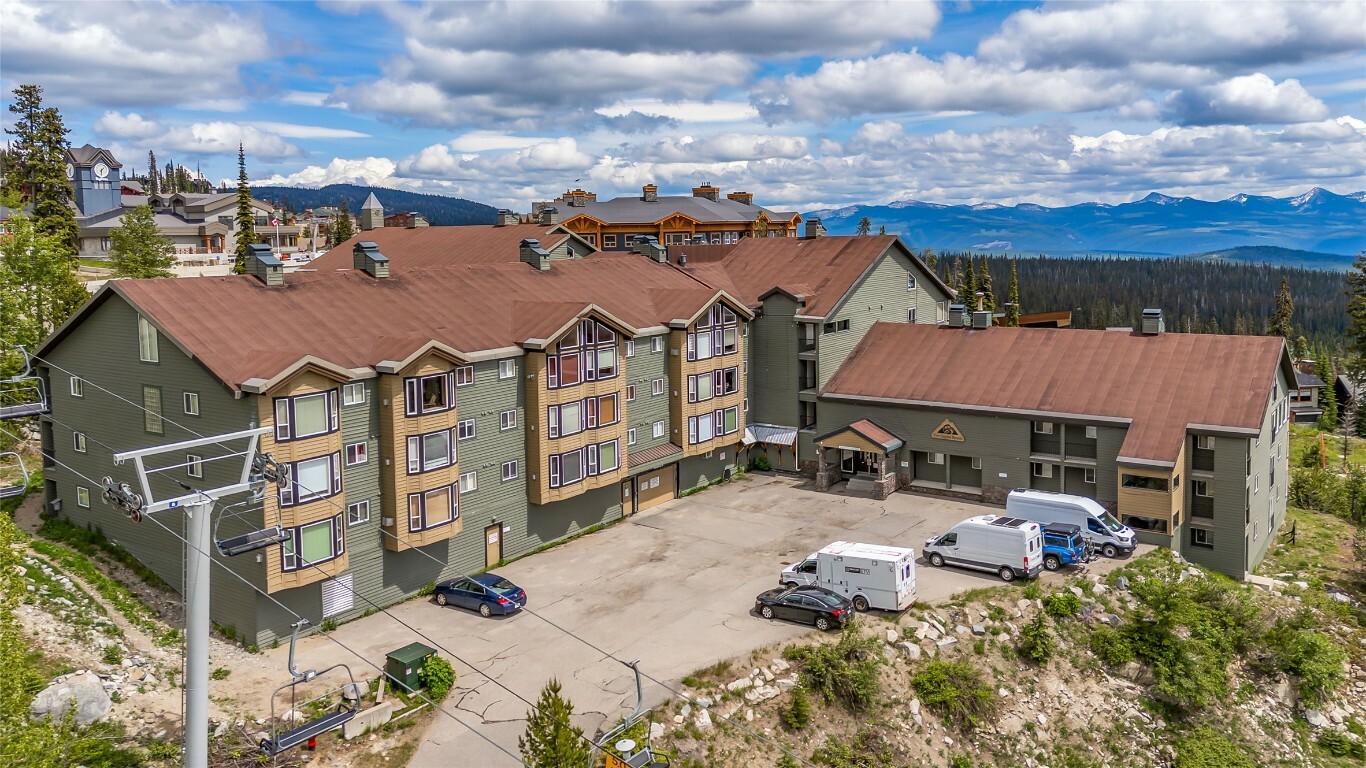 Property Photo: 105 Kettle View Road 505 BC V1Y 4C9