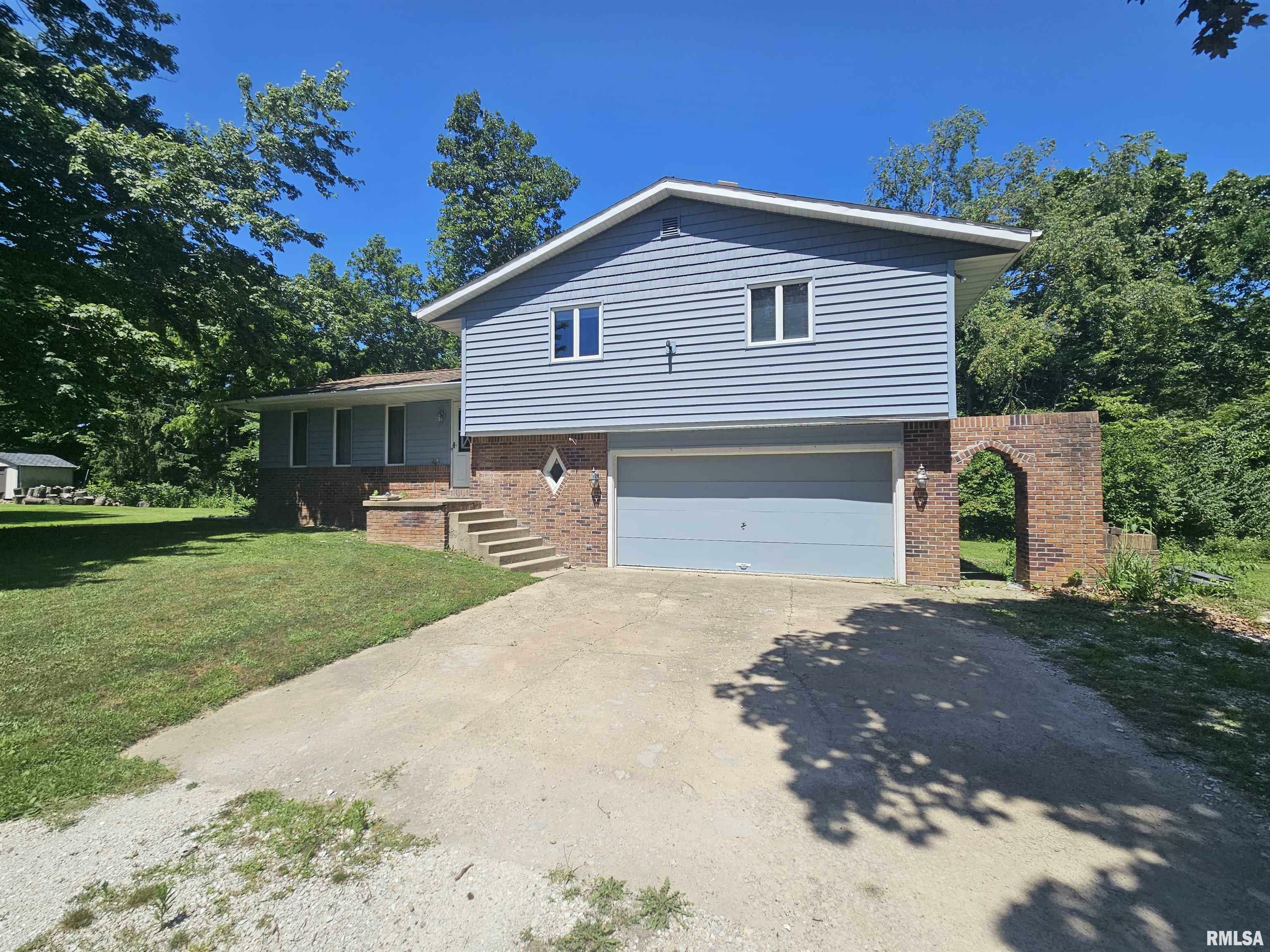Property Photo: 7029 Vista Corte Drive IL 61734