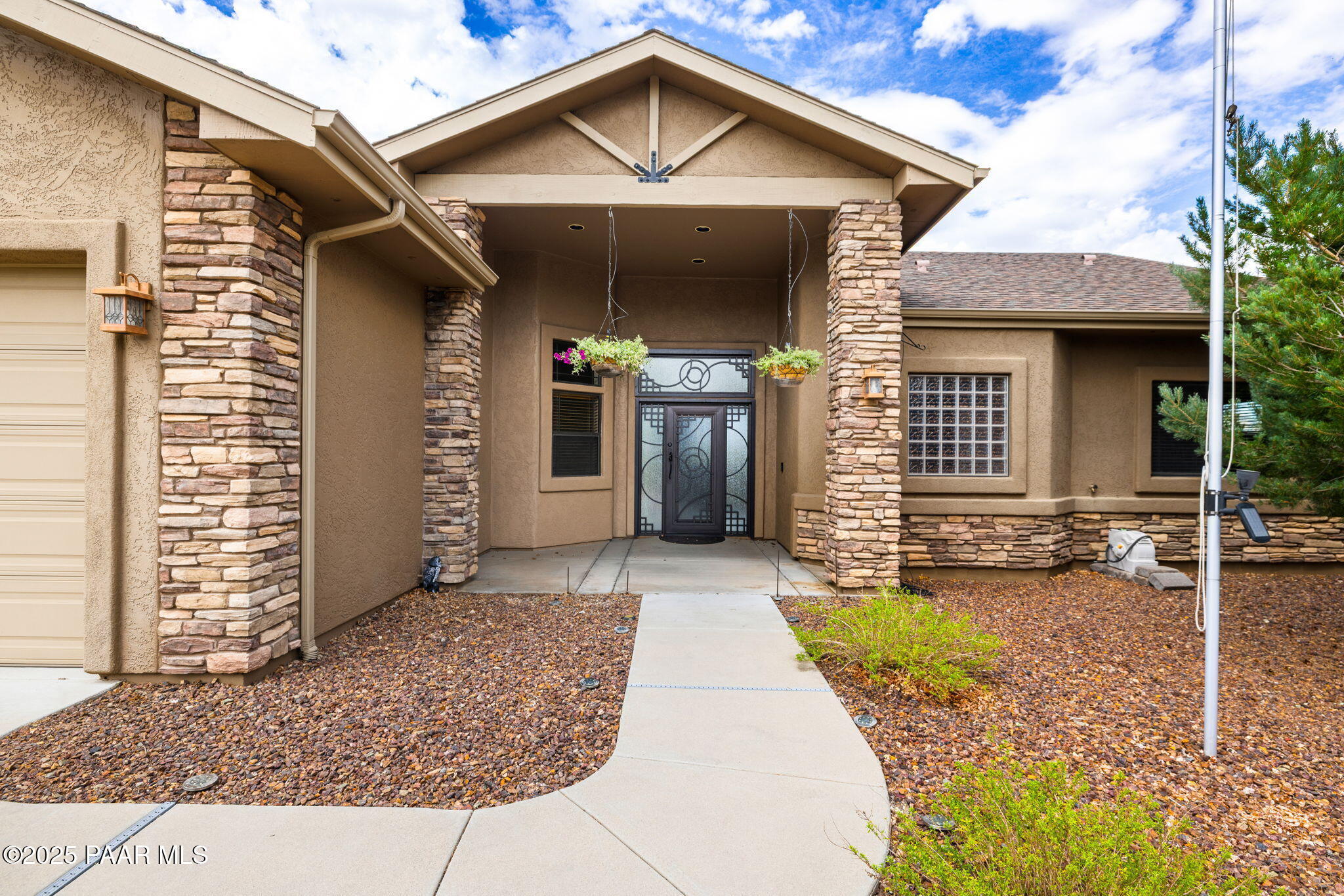 Property Photo:  2184 Desert Willow Drive  AZ 86301 