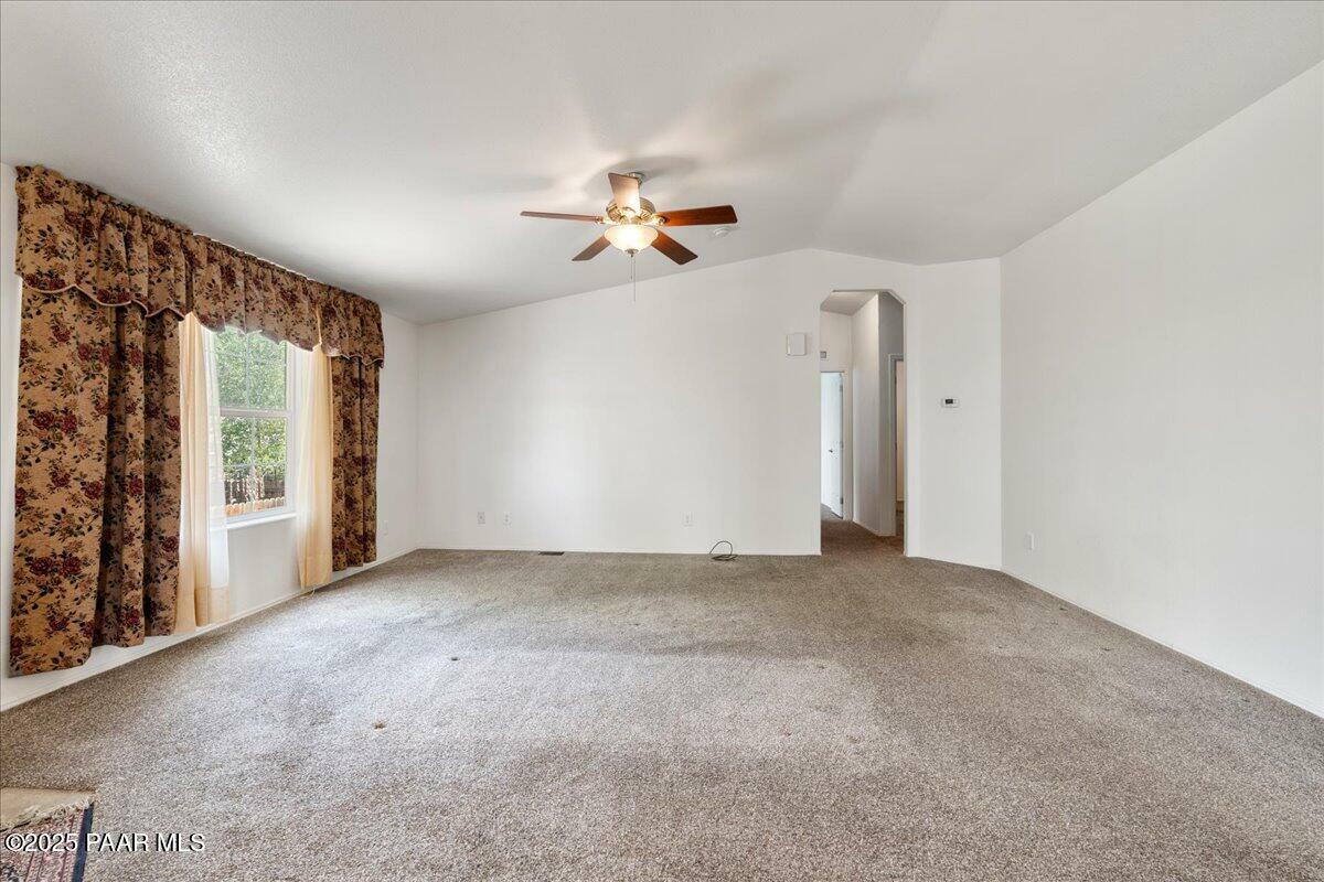 Property Photo: 1245 Leslie Street AZ 86301