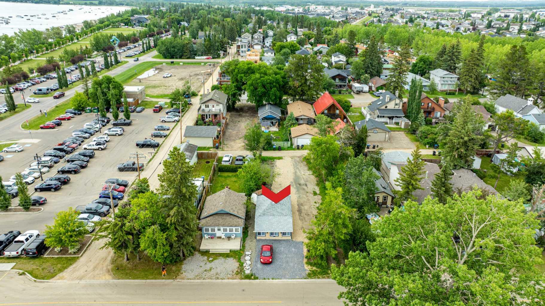 5023 44 Street  Sylvan Lake AB T4S 1C6 photo