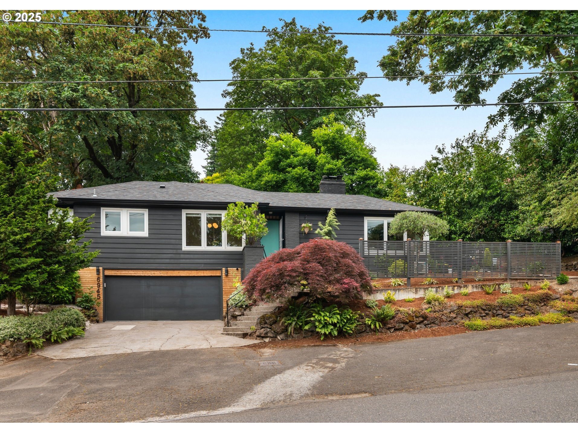 6945 SW 7th Ave  Portland OR 97219 photo
