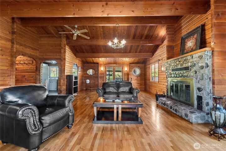 Property Photo: 19834 State Route 20 WA 98856