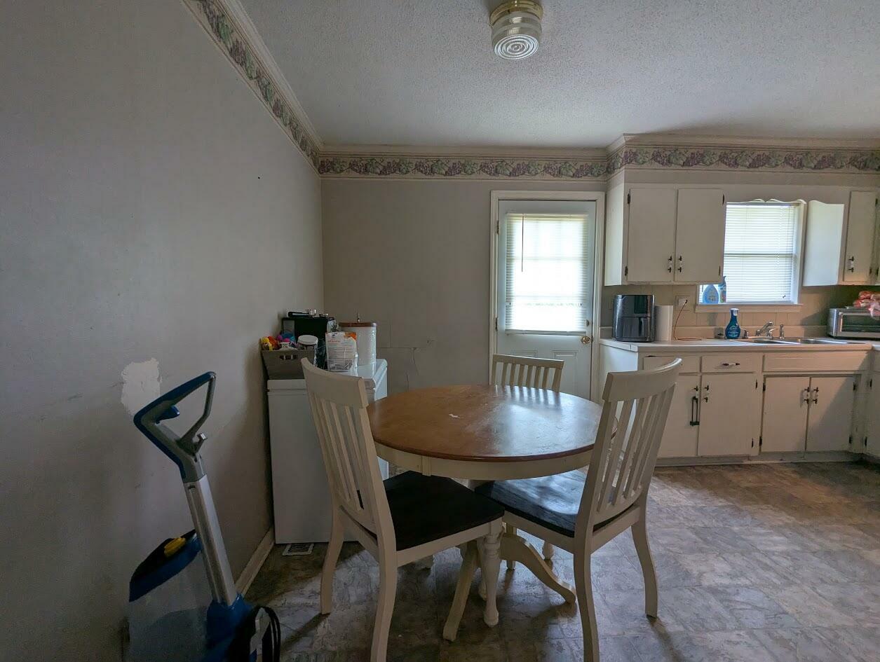 Property Photo: 2161 Broomfield Road SE TN 37323