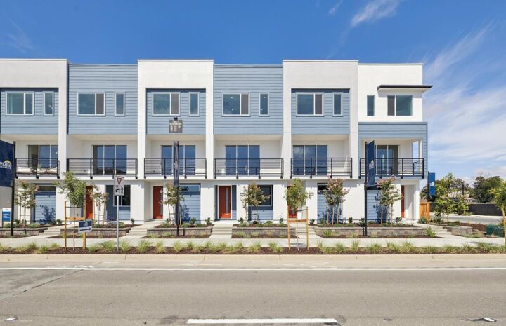 Property Photo: 1375 California Circle CA 95035