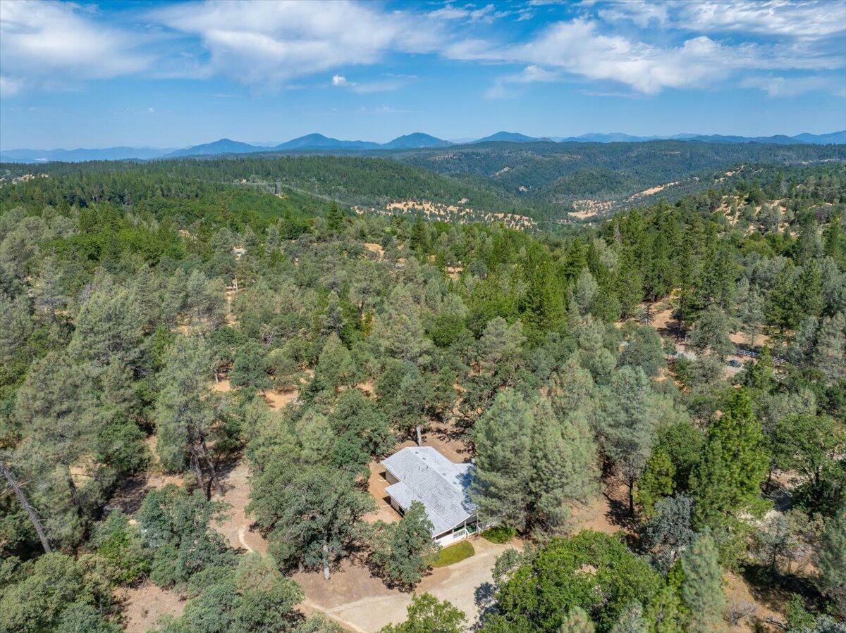 Property Photo: 16271 Buzzard Roost Road CA 96084