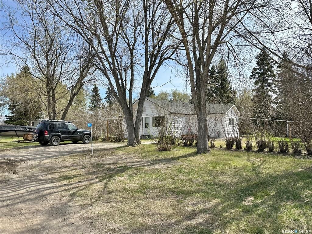 Property Photo:  107 Main Street  SK S0J 1V0 
