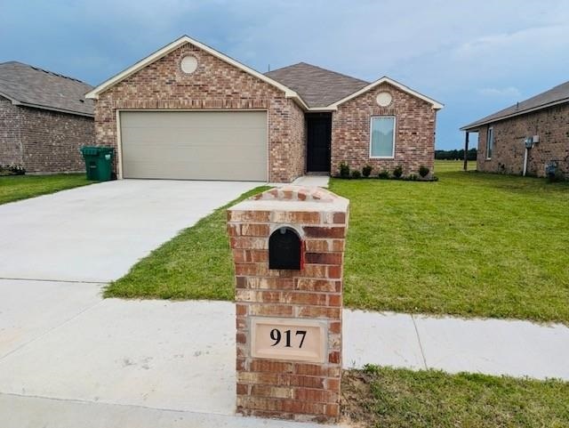 Property Photo: 917 NE 2nd OK 74059