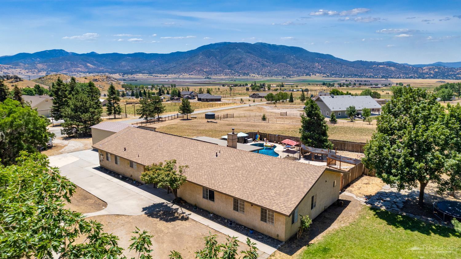Property Photo:  27600 Kelso Drive  CA 93561 
