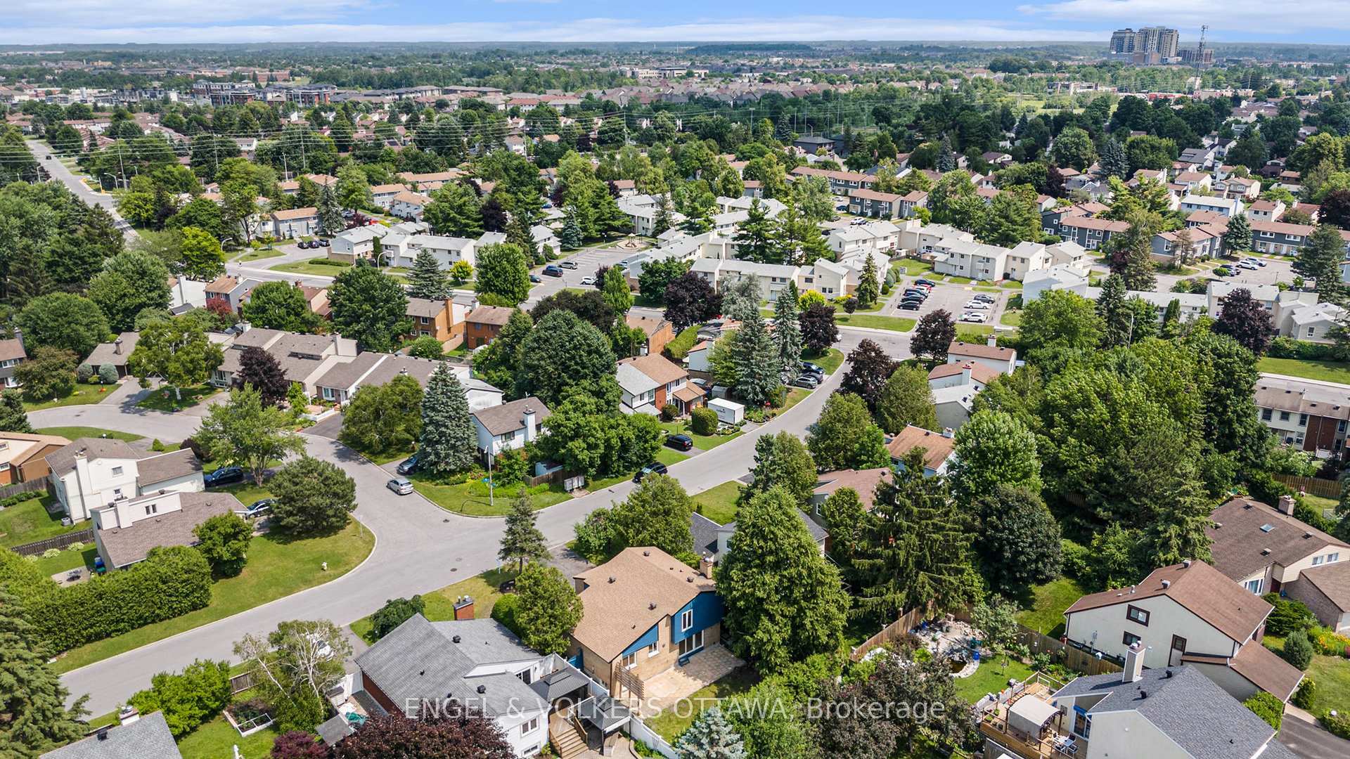 Property Photo: 123 Tripp Crescent ON K2J 1M5