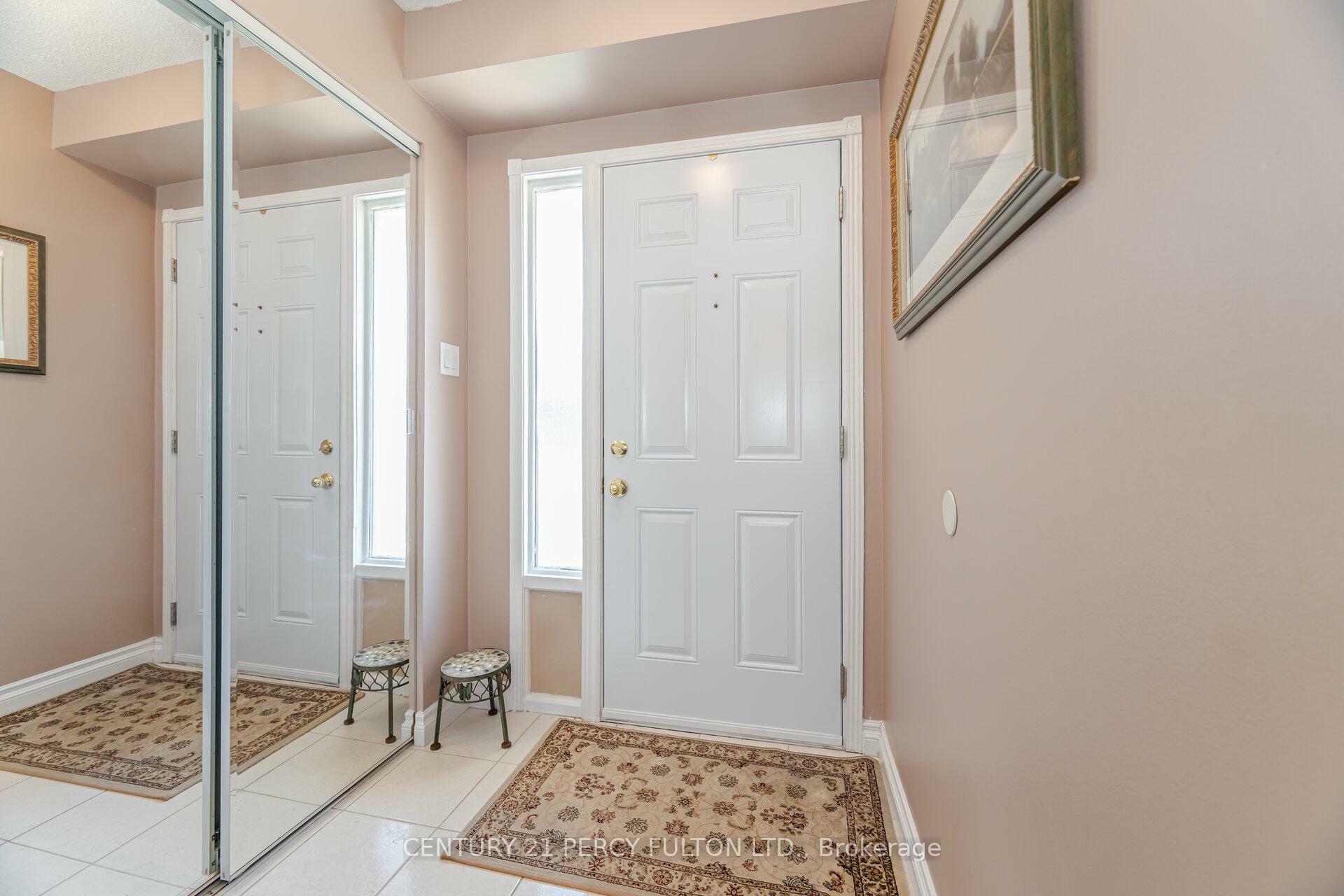 Property Photo: 580 Eyer Drive 9 ON L1W 3B7
