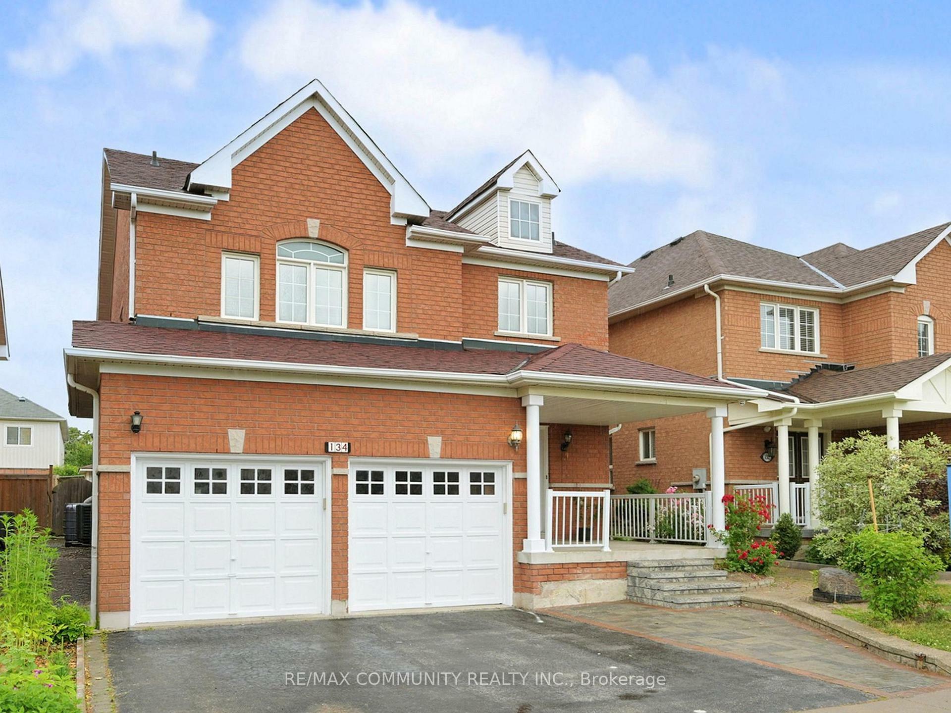 Property Photo: 134 Medland Avenue ON L1P 1W7