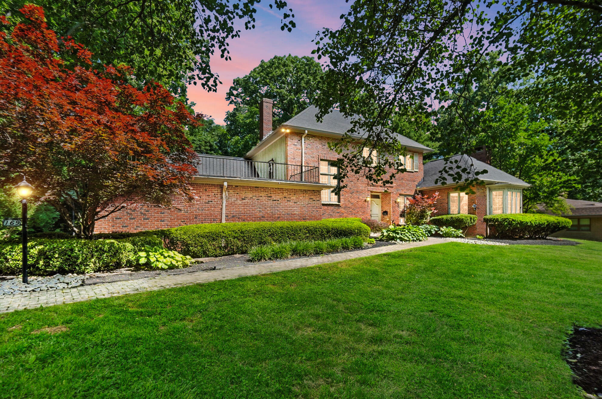Property Photo: 169 Trailwoods Drive OH 45415
