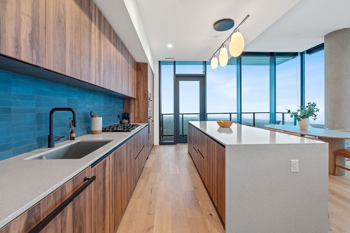 Property Photo: 84 East Avenue 4004 TX 78701