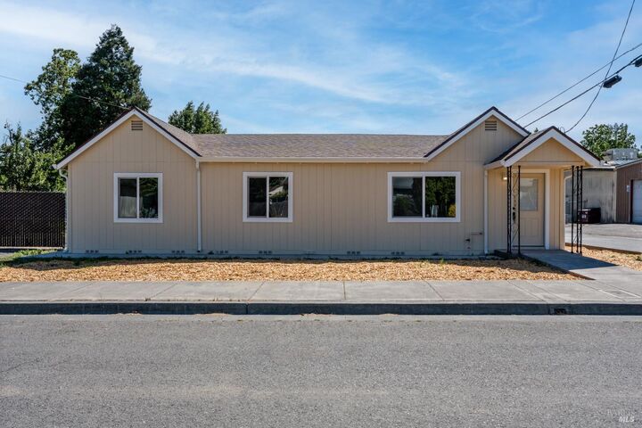 755 Central Avenue  Willits CA 95490 photo
