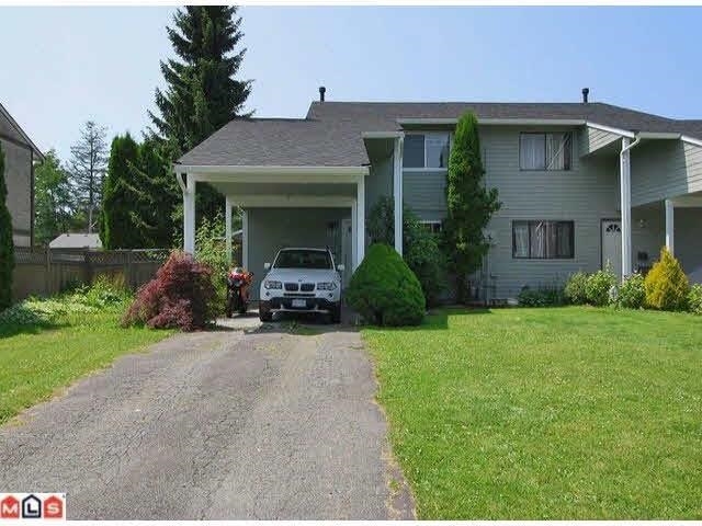 Photo de la propriété: 9441 132A Street BC V3V 6W3