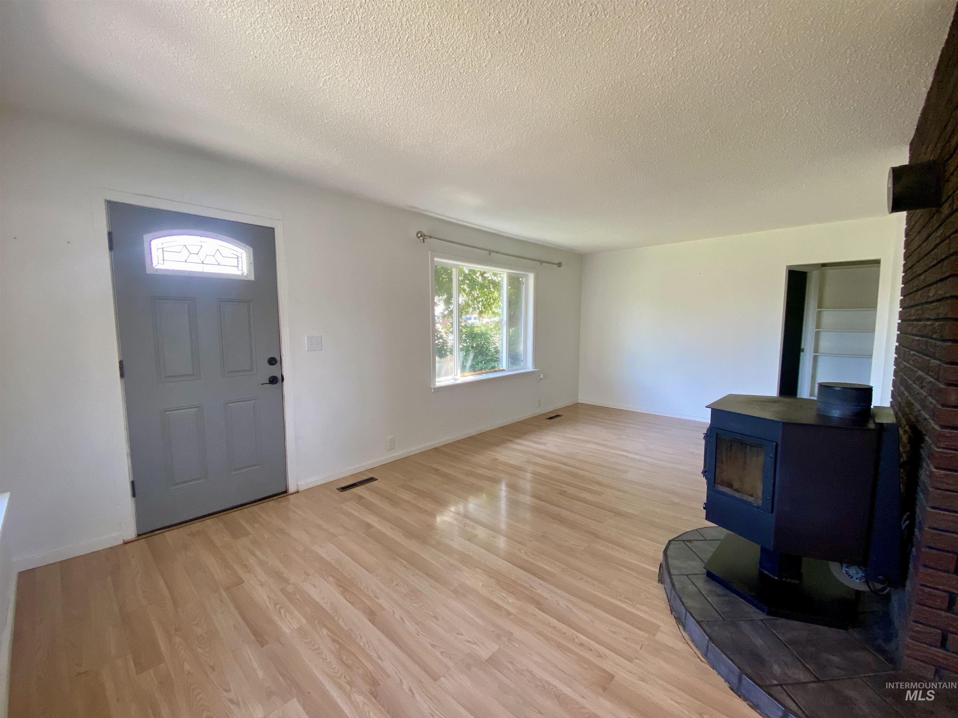 Property Photo: 222 S Garden Ct. ID 83501