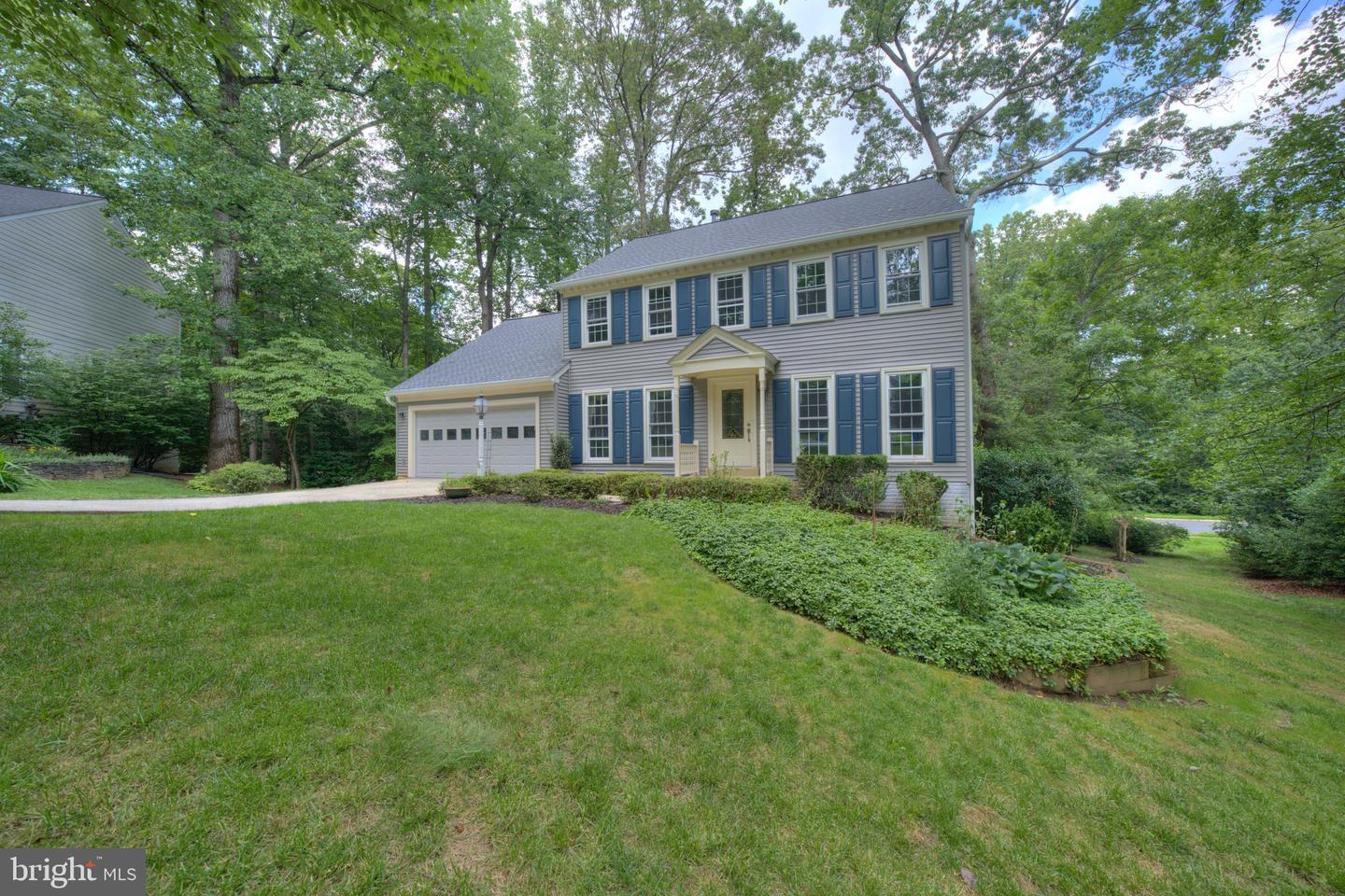 Property Photo: 1566 Old Eaton Lane VA 20194
