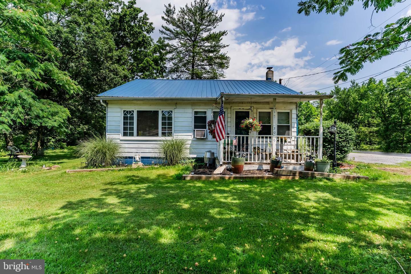 Property Photo: 2069 Spring Road PA 17013