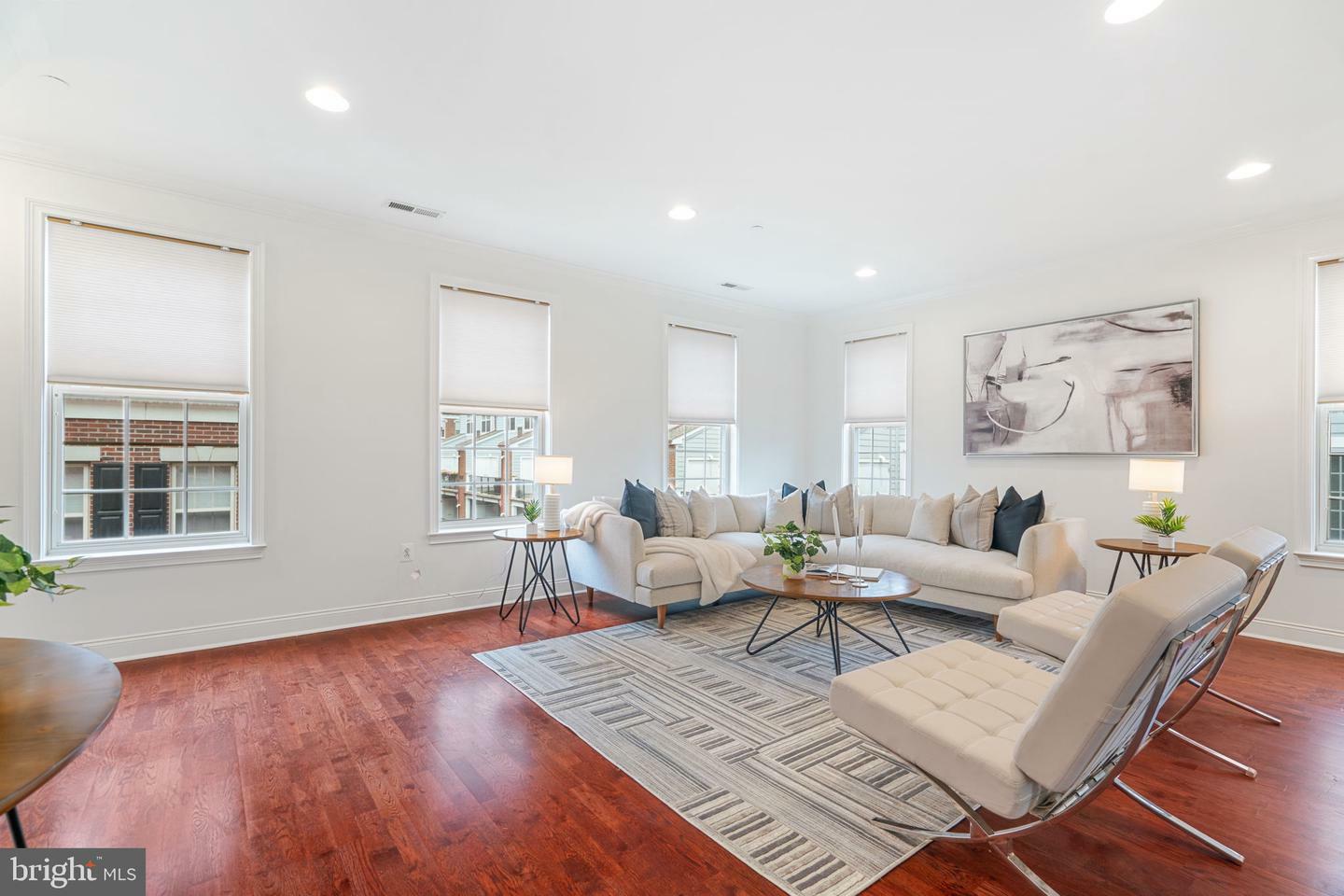 Property Photo: 301 Captains Way PA 19146