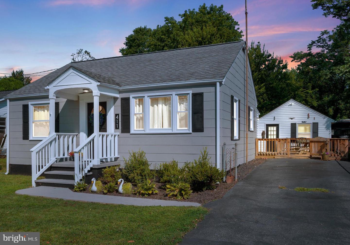 Property Photo: 411 Pratt Street VA 22405