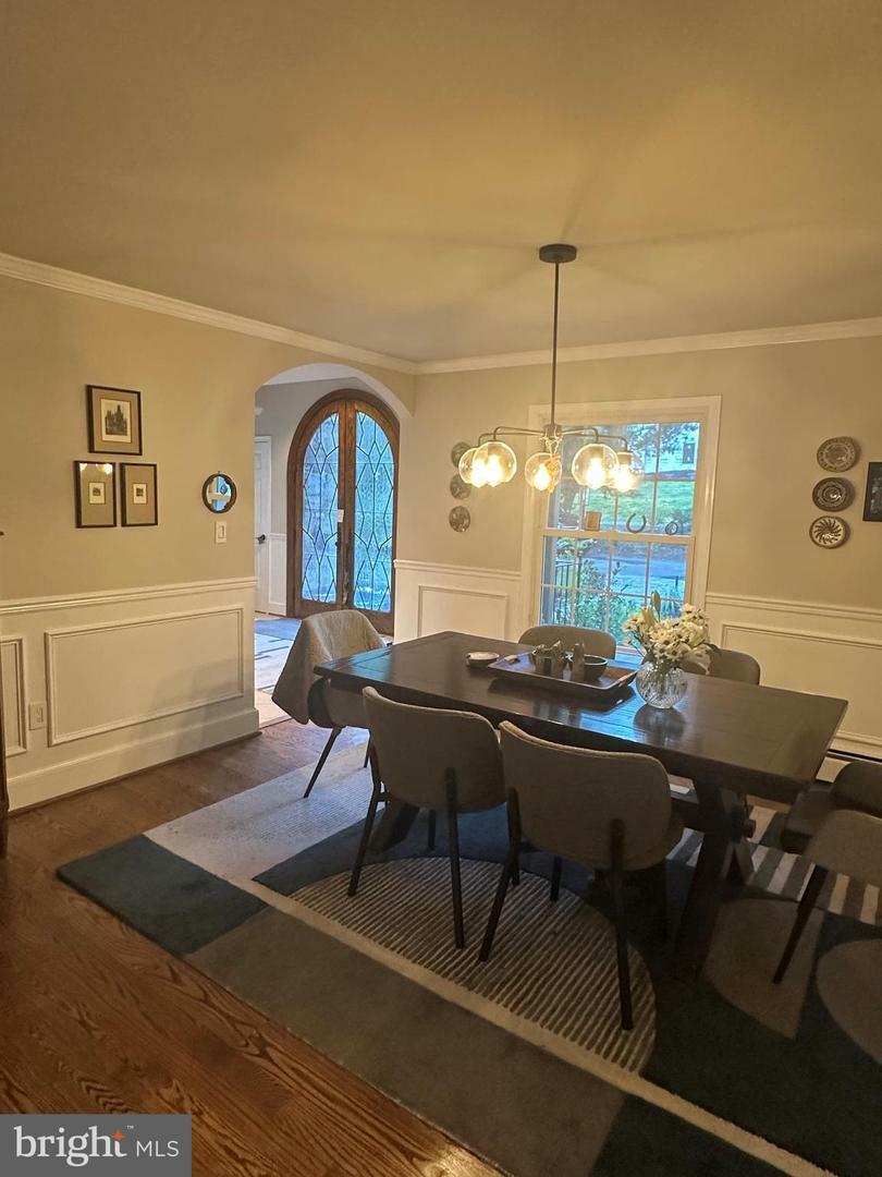 Property Photo: 10423 Deerfoot Drive VA 22066
