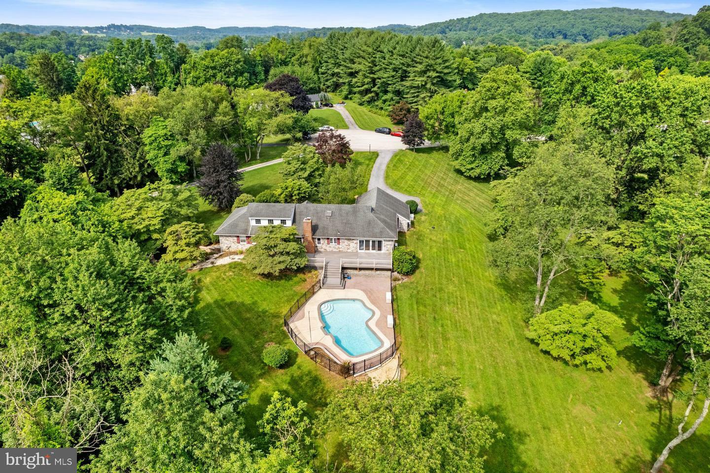 Property Photo: 1619 Clearview Drive PA 19425