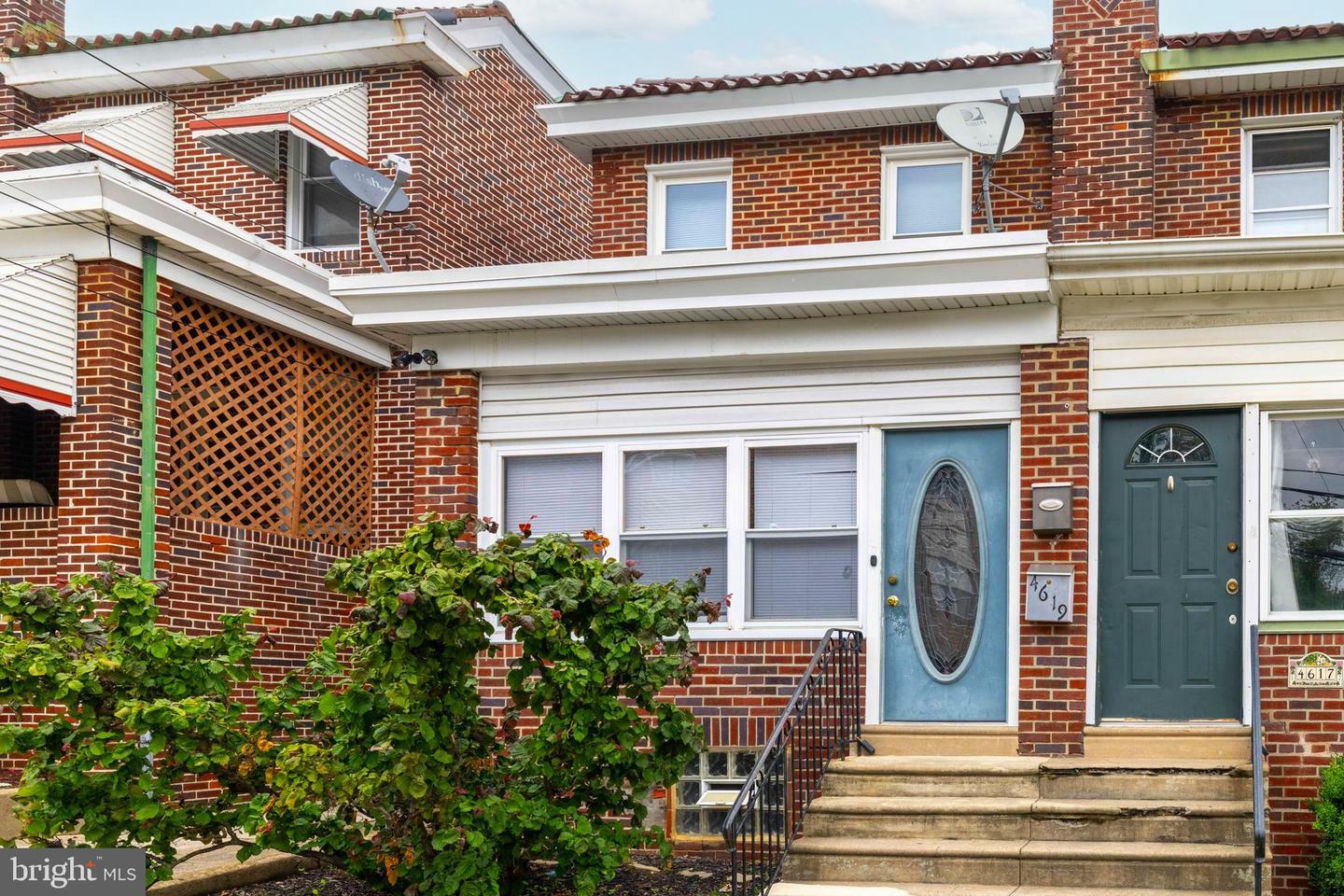 4619 Silverwood Street  Philadelphia PA 19128 photo