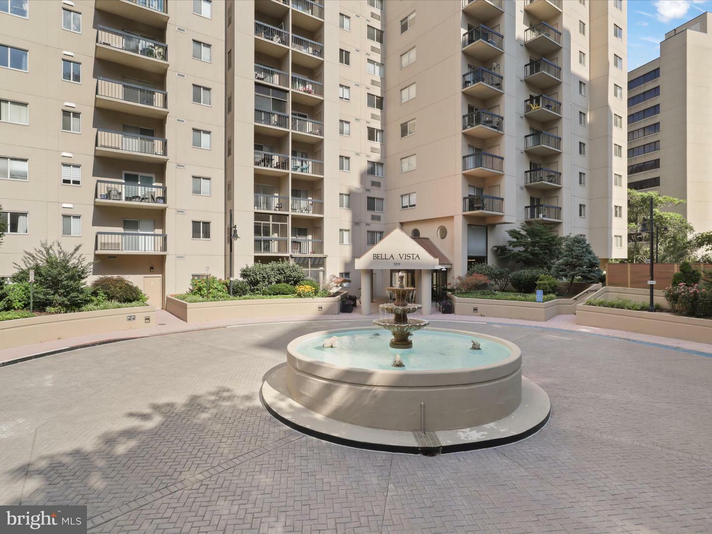 1211 S Eads Street 601  Arlington VA 22202 photo