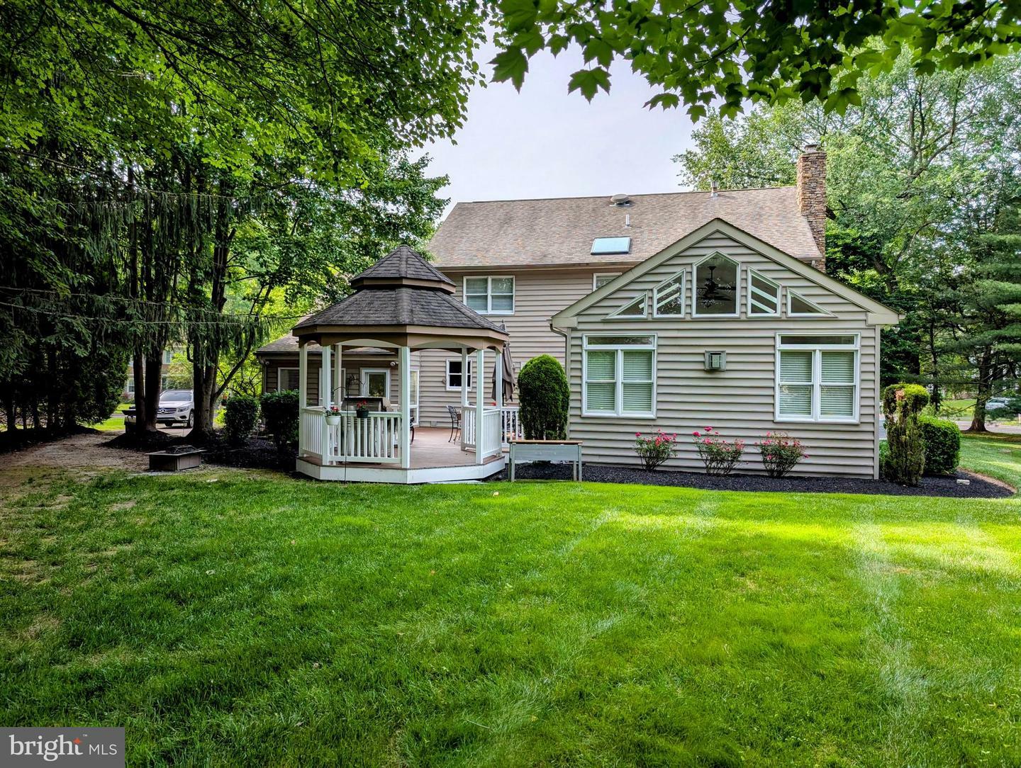 Property Photo: 1495 Estate Lane PA 18966
