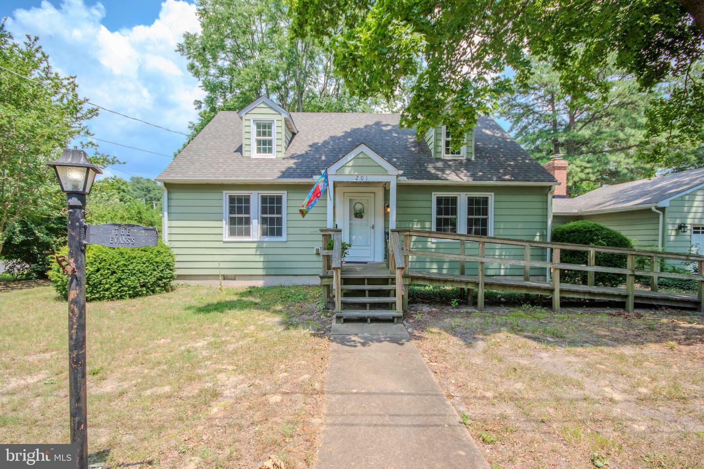 Property Photo: 201 Louise Avenue MD 21804