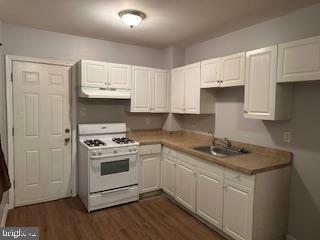 208 Fleetwood Street  Coatesville PA 19320 photo