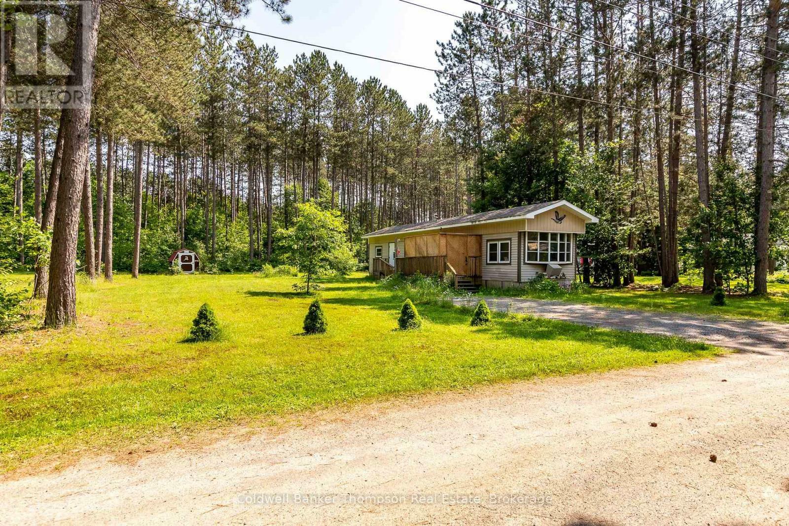 Property Photo:  24 Buck Avenue  ON P1H 2J2 