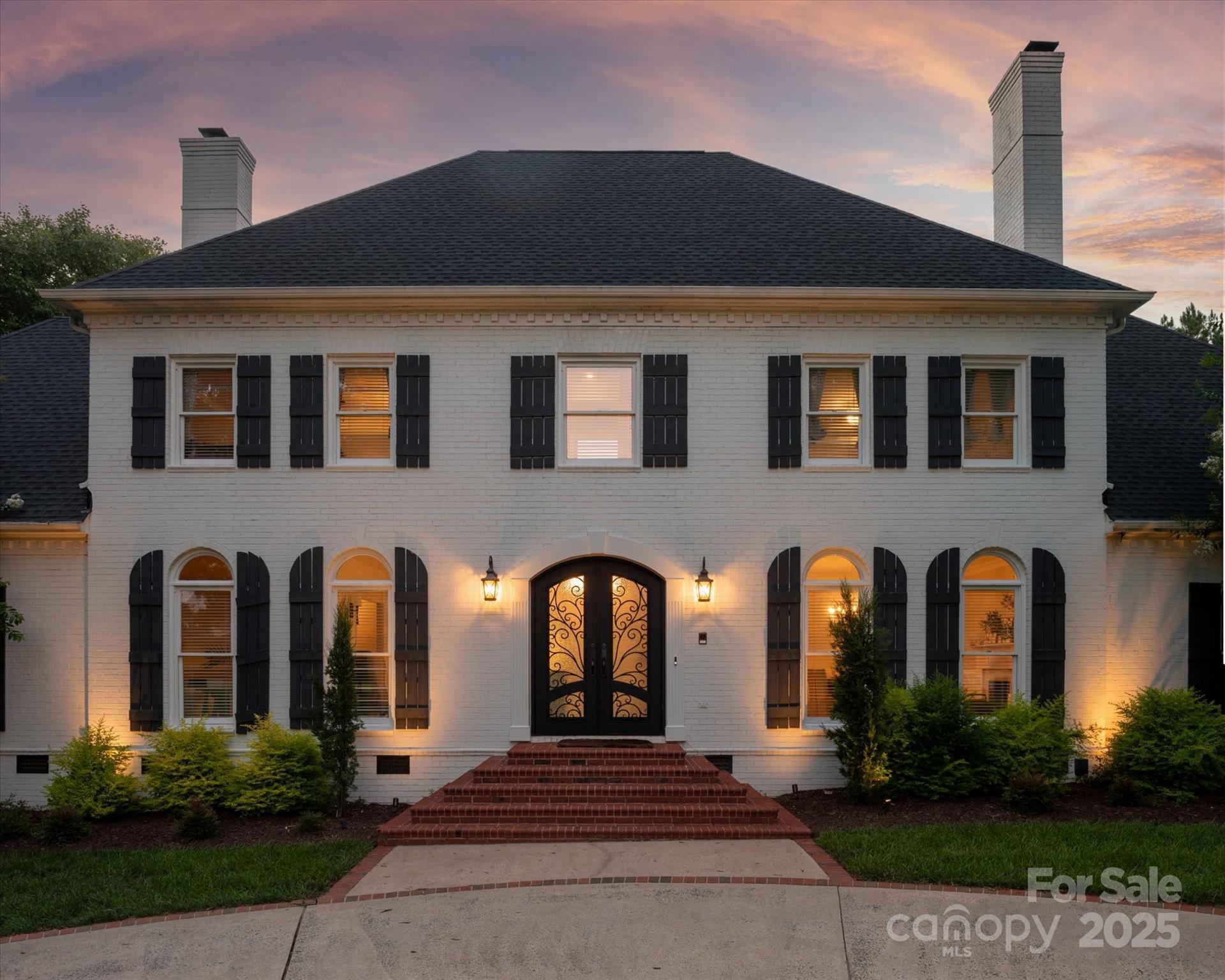 Property Photo: 533 Valley Run Drive NC 28173
