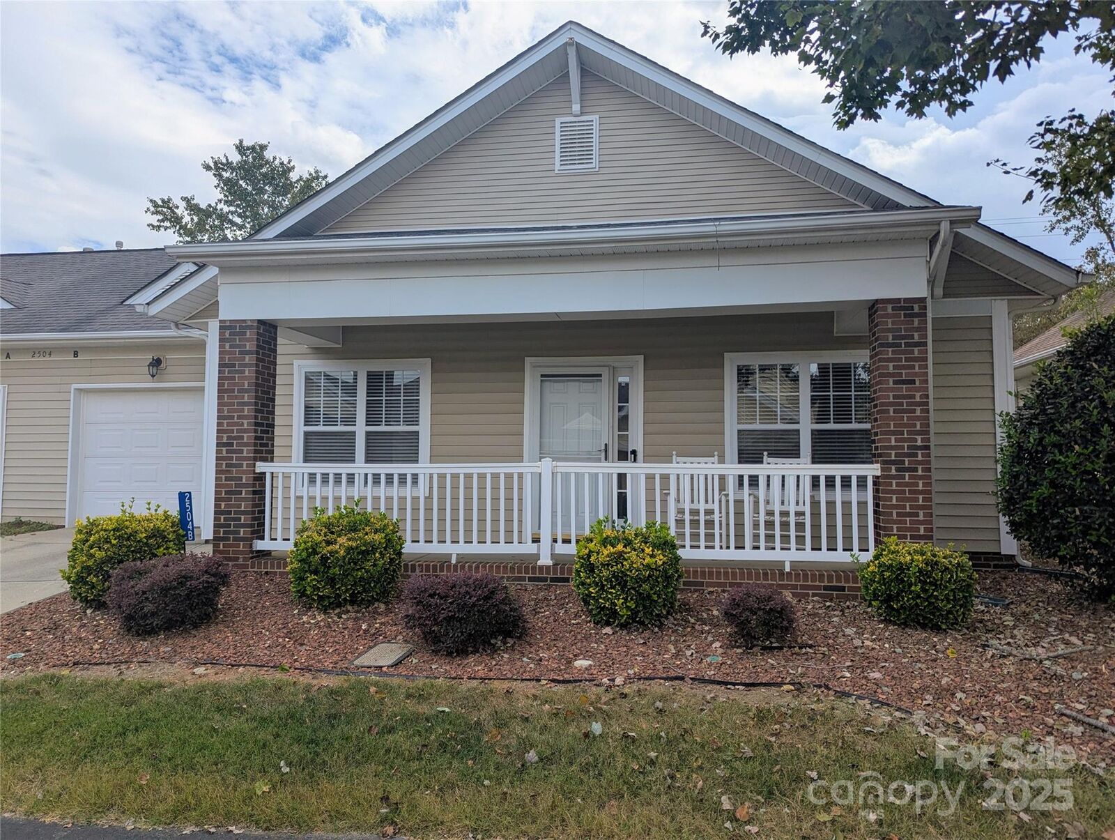 Property Photo: 2504 Countryside Lane B NC 28110