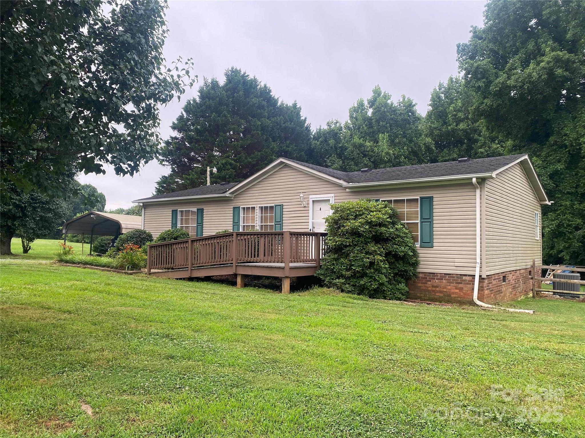 Property Photo:  117 Haystack Lane  NC 28660 