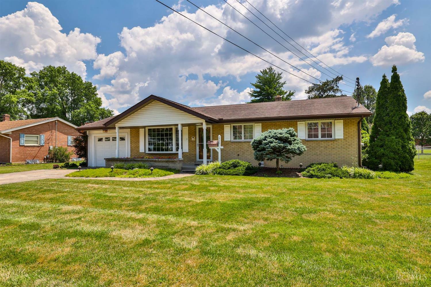 Property Photo: 925 Antioch Drive OH 45014