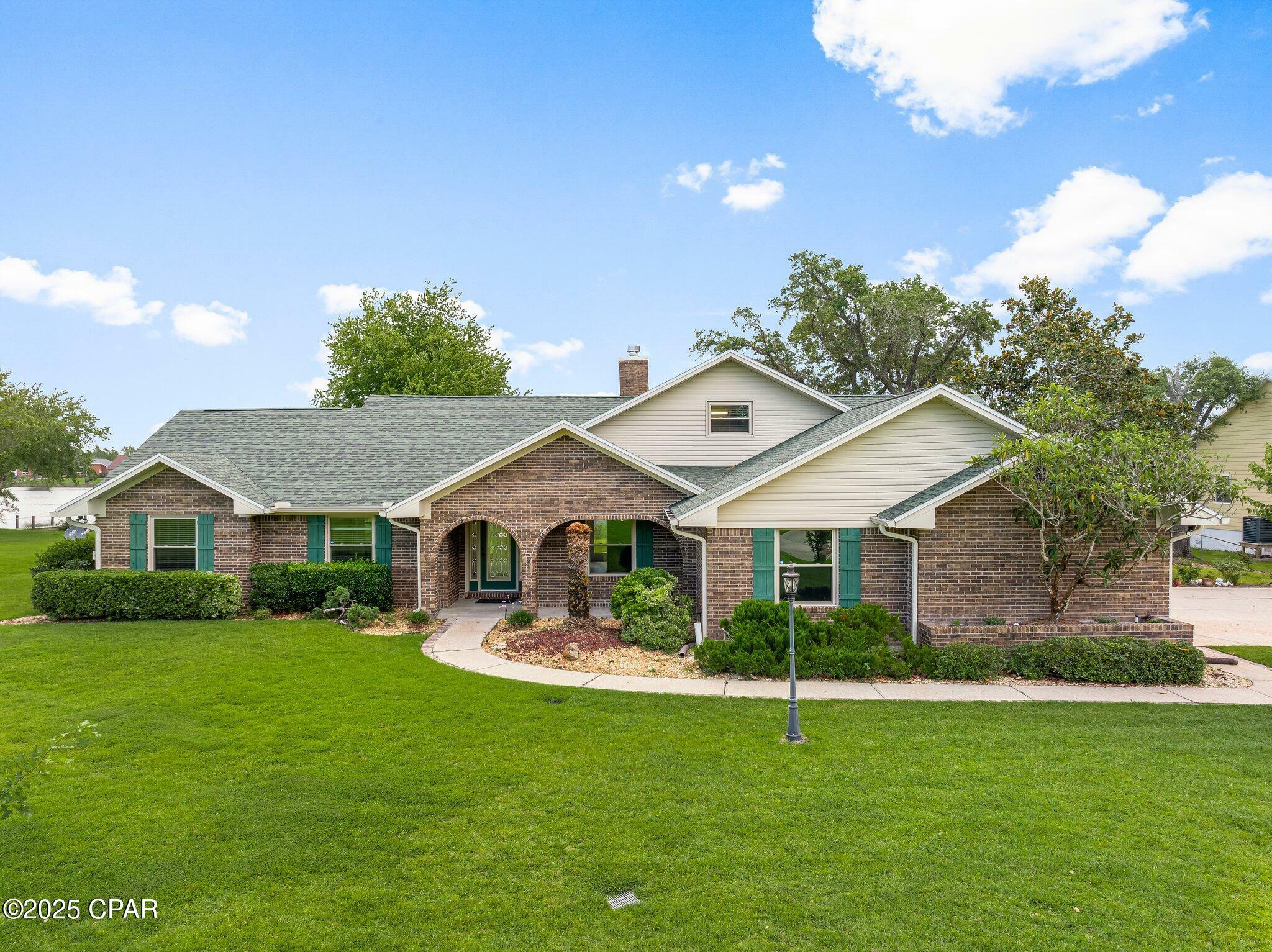 Property Photo: 604 Shoreline Drive FL 32404