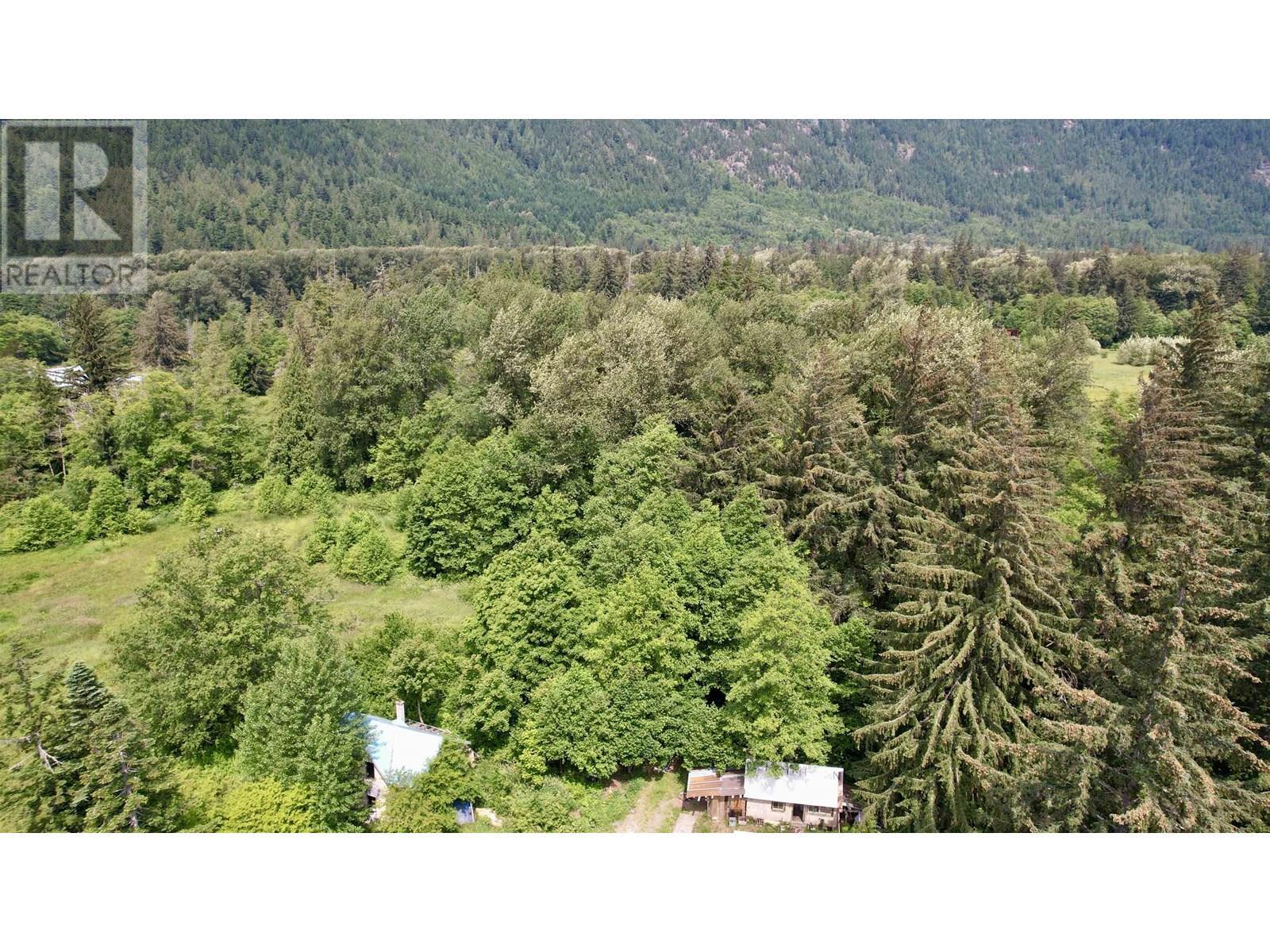 Property Photo:  860 Mackenzie 20 Highway  BC V0T 1C0 