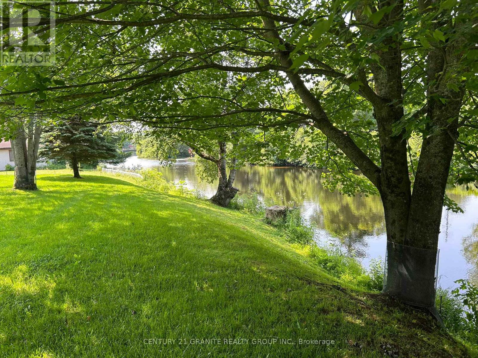 Property Photo: 16 Alice Street ON K0L 1C0