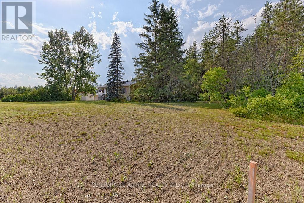 Property Photo: 157 Plant Road ON K0J 1J0