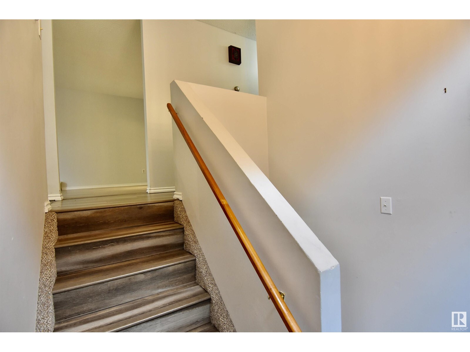 Property Photo: 5006/5008 54 Av AB T0A 3A1