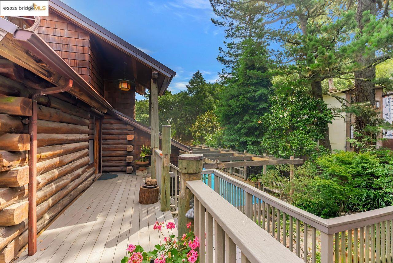 Property Photo: 5950 Grizzly Peak Blvd CA 94611