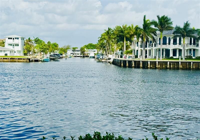 Property Photo: 1431 S Ocean Blvd #17 FL 33062
