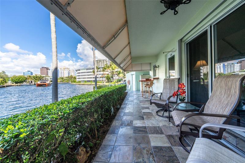Property Photo: 1000 SE 4th St 119 FL 33301