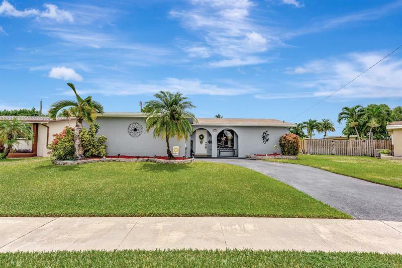 Property Photo: 2480 NW 94th Ter FL 33322