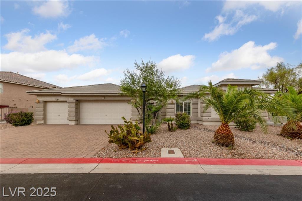 Property Photo: 9208 Brilliant Ore Drive NV 89143