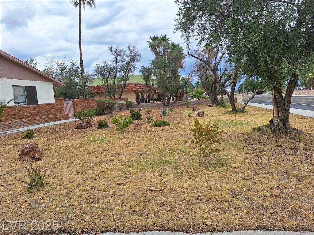 Property Photo: 1425 Vista Drive NV 89102