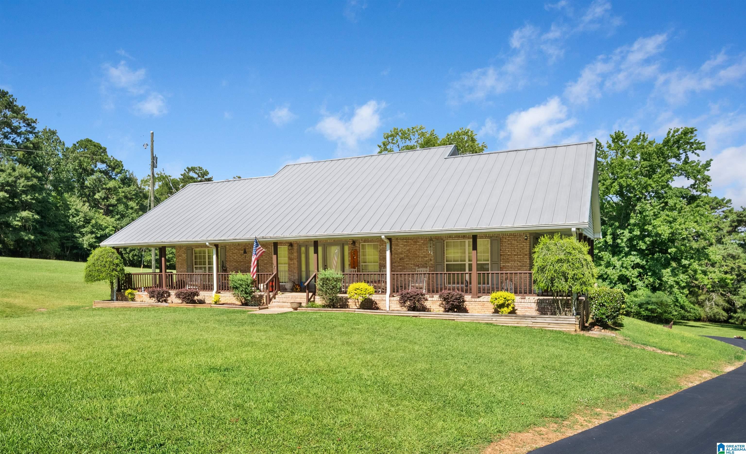 1733 Mountain View Road  Springville AL 35146 photo
